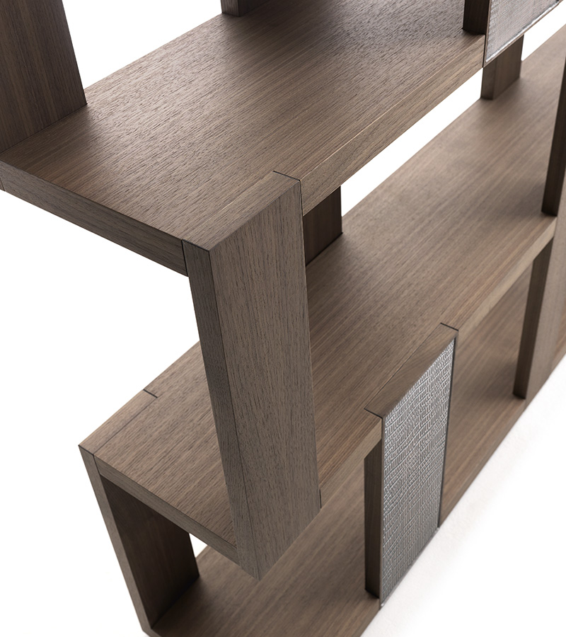 Zoe,<br/> un nuovo modo di interpretare la libreria carousel image